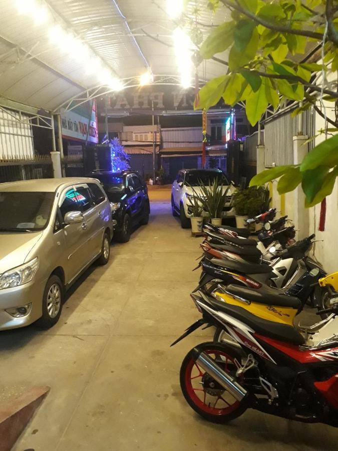 Khach San Tien Phat Cà Mau エクステリア 写真