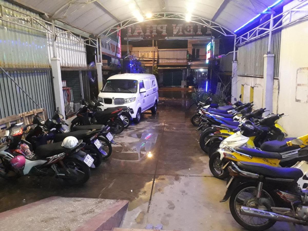 Khach San Tien Phat Cà Mau エクステリア 写真